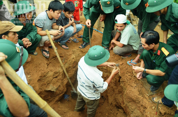Truy điệu và an táng 9 hài cốt liệt sĩ ảnh 2