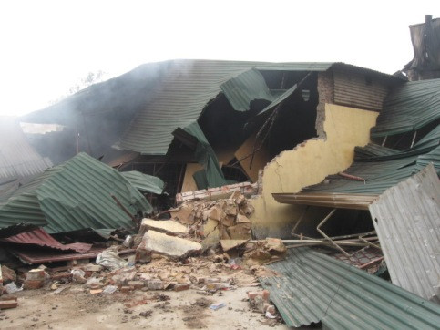 Lửa hoành hành 11 tiếng đồng hồ tại kho hàng gần KCN Vĩnh Tuy ảnh 7