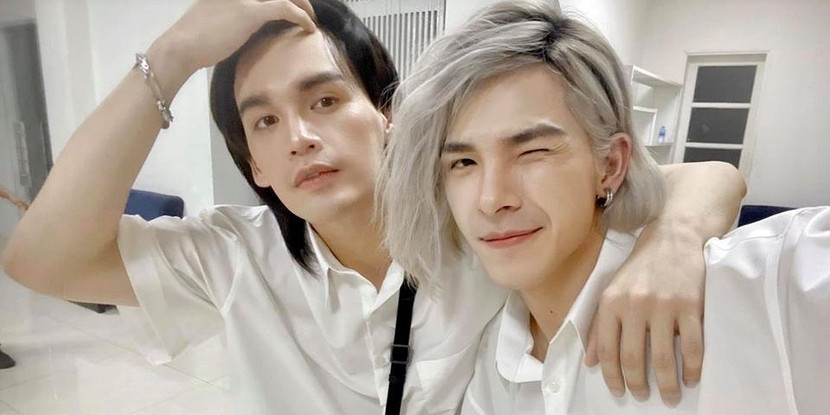 Nguyễn Trần Trung Quân và Denis Đặng là đôi bạn thân thiết ở cả trong nghệ thuật lẫn ngoài cuộc sống Nguyễn Trần Trung Quân và Denis Đặng là đôi bạn thân thiết ở cả trong nghệ thuật lẫn ngoài cuộc sống