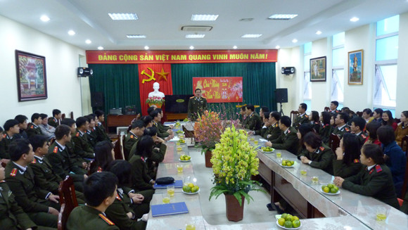 Nỗ lực hết mình để nhân dân đón tết an vui ảnh 4