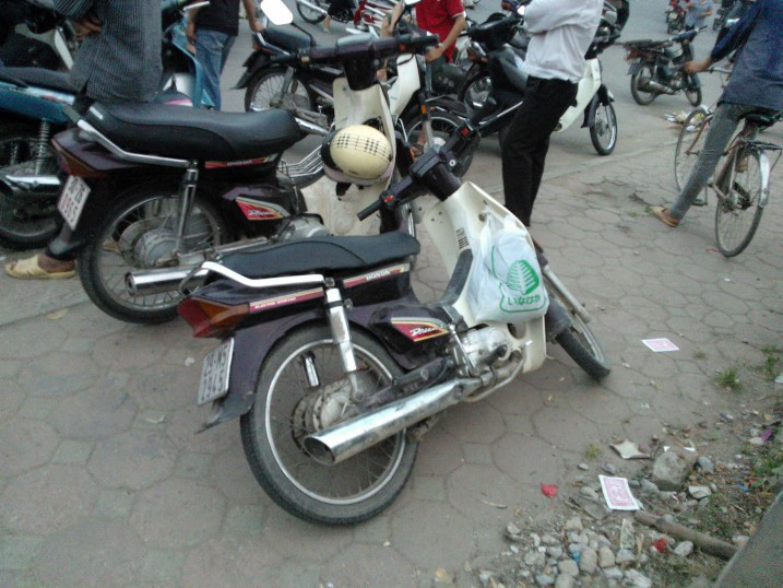 Đi xe ngược chiều bị “tông” gãy chân ảnh 4 Đi xe ngược chiều bị “tông” gãy chân ảnh 4