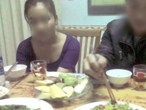 Kiều nữ tại quán nhậu S.T