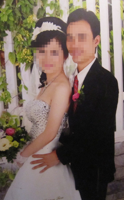 Thảm thương đôi vợ chồng trẻ bị tàu hỏa tông trên đường đi lại mặt ảnh 1