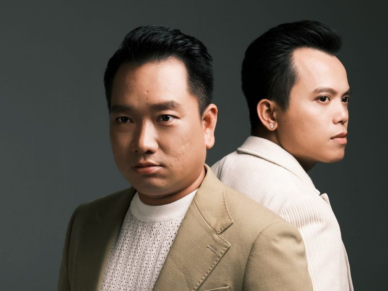 Đạo diễn Trần Hữu Tấn và nhà sản xuất Hoàng Quân