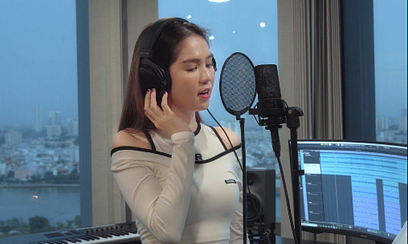 Ngọc Trinh bị chê giọng hát khi lấn sân âm nhạc