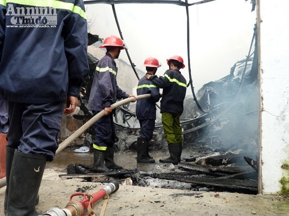 Cuộc chiến với "bà hỏa" trong vụ cháy xưởng sơn ảnh 8
