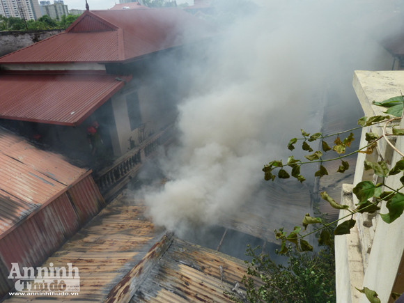 Cuộc chiến với "bà hỏa" trong vụ cháy xưởng sơn ảnh 2