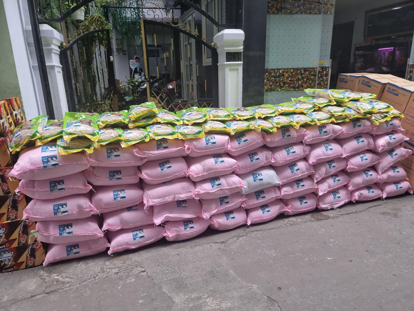 Số gạo được phía Đan Trường chuẩn bị để hỗ trợ người dân nghèo trên địa bàn thành phố