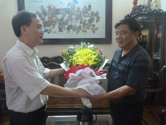 Lãnh đạo CATP Hà Nội thăm hỏi các đồng chí Công an lão thành ảnh 3 Lãnh đạo CATP Hà Nội thăm hỏi các đồng chí Công an lão thành ảnh 3