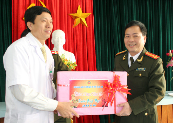 Lãnh đạo CATP Hà Nội chúc tết các đơn vị ảnh 2