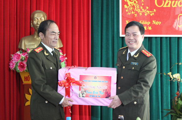 Lãnh đạo CATP Hà Nội chúc tết các đơn vị ảnh 1