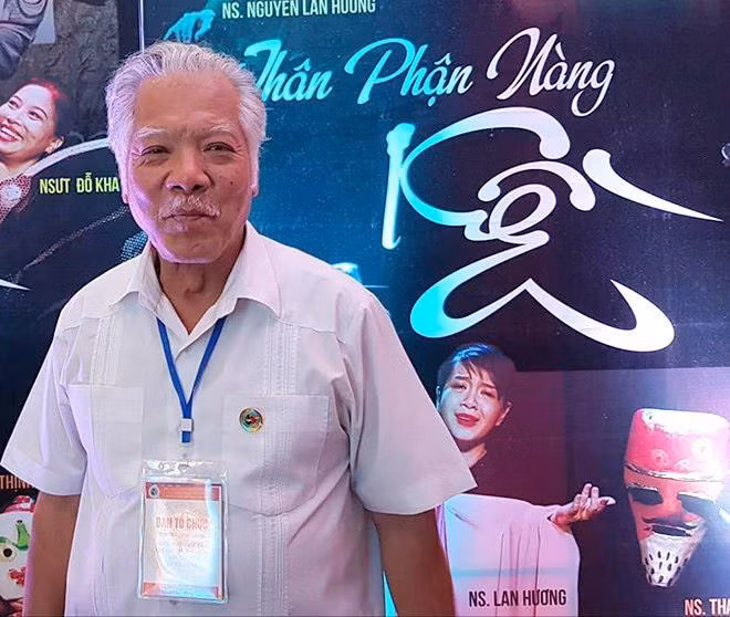 Nghệ sĩ ưu tú Lê Chức