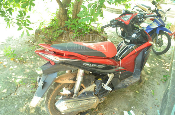 Bị đâm 20 nhát dao, lái xe ôm may mắn thoát chết ảnh 2