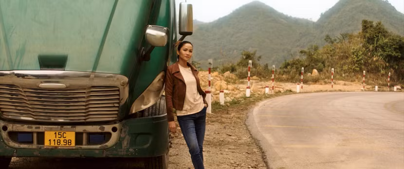 H'hen Niê "lột xác" trong lần đầu lấn sân điện ảnh