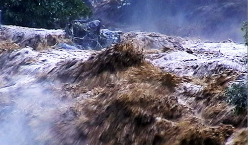 Lũ ống cuốn trôi 4 người dân tỉnh Quảng Nam ảnh 1