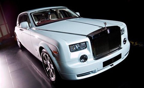 Hà Nội xuất hiện siêu xe giá 30 tỷ đồng ảnh 1