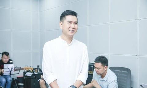 Nhạc sĩ Hồ Hoài Anh Nhạc sĩ Hồ Hoài Anh