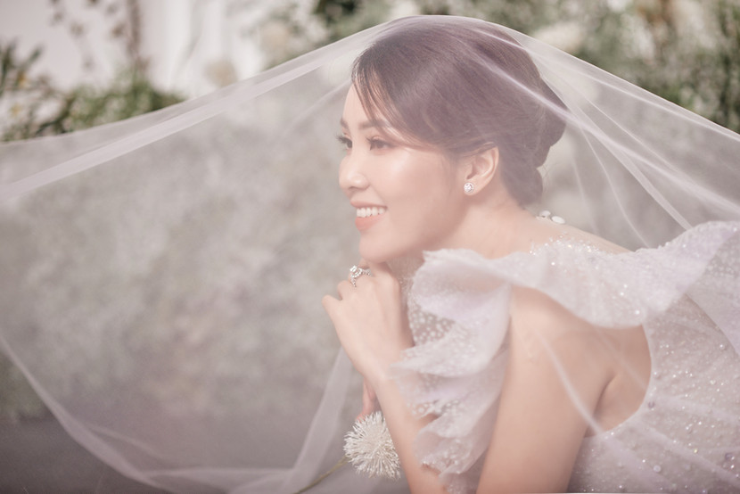 Ngoài công việc ở VTV, hiện tại Thụy Vân cũng đang tất bật với vai trò giám khảo cuộc thi "Hoa hậu Việt Nam 2020". Cuộc thi này đang đi đến vòng chung kết với sự tham gia tranh tài của 35 cô gái xinh đẹp. Thụy Vân và ban tổ chức đang tiếp tục lựa chọn cô gái xứng đáng nhất để đoạt ngôi vị hoa hậu.