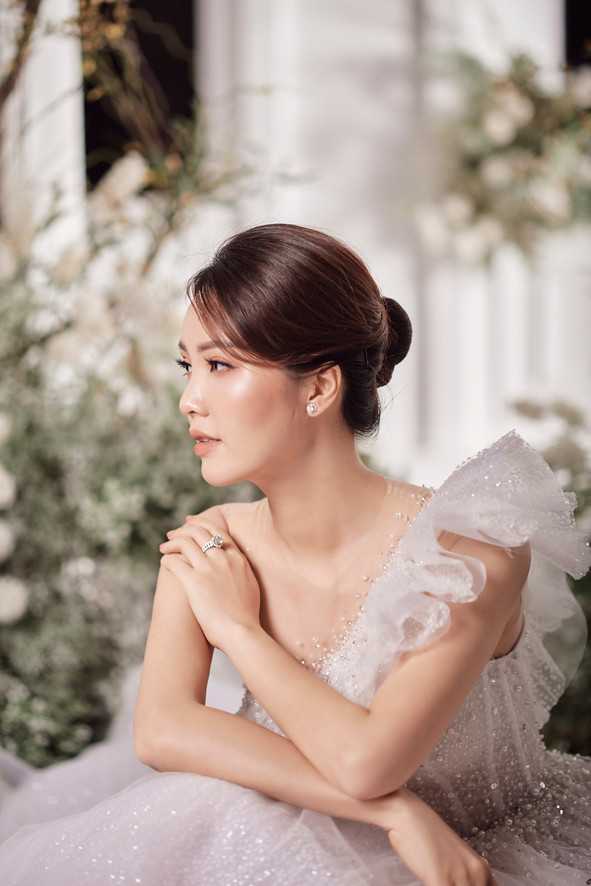 Bước ra sân chơi “Hoa hậu Việt Nam 2008”, Thụy Vân không chỉ được người hâm mộ nhớ đến với danh hiệu Á hậu mà còn là một biên tập viên, MC trên màn ảnh nhỏ. 12 năm sau đã có thêm nhiều lứa Hoa hậu, Á hậu mới nhưng cái tên Thụy Vân vẫn được nhắc đến như một trong những gương mặt đại diện “Hoa hậu Việt Nam” trưởng thành sau cuộc thi. Cô thậm chí còn đảm đương luôn cả việc hướng dẫn, dìu dắt các đàn em Hoa hậu, Á hậu khi họ muốn thử sức ở lĩnh vực truyền hình giống như mình.