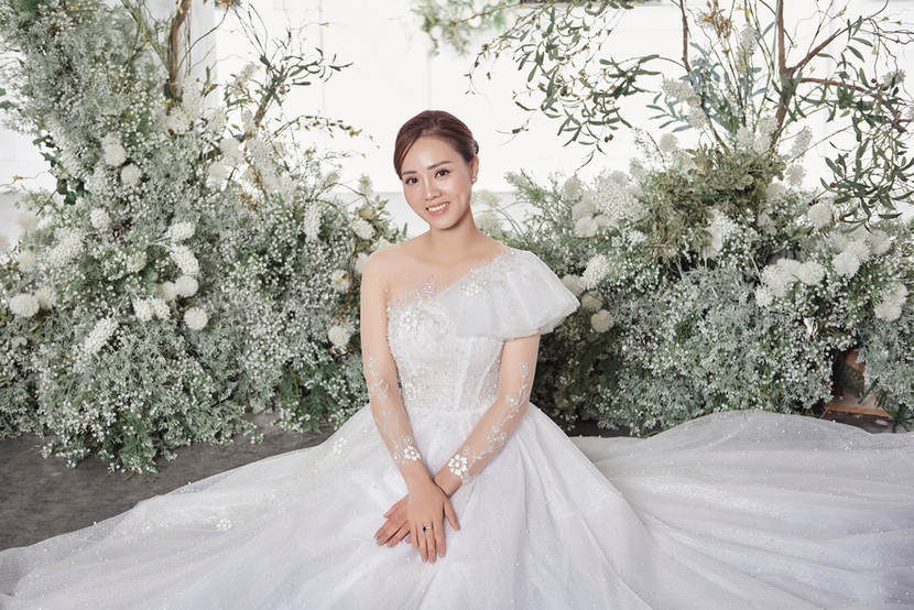 Ngọc Hà tâm sự, Thụy Vân luôn theo sát, ủng hộ chuyện tình cảm của mình với NSND Công Lý. Đặc biệt, Thụy Vân với kinh nghiệm của một người đà lập gia đình được 10 năm nên luôn cho cô nhiều lời khuyên hữu ích trong cuộc sống.