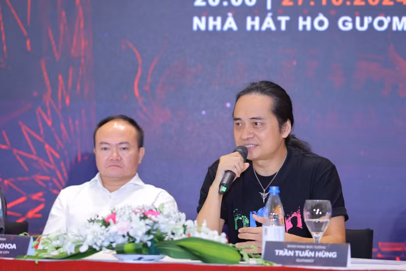 Guitarist Trần Tuấn Hùng chia sẻ về liveshow "Cơn mưa tháng năm" Guitarist Trần Tuấn Hùng chia sẻ về liveshow "Cơn mưa tháng năm"