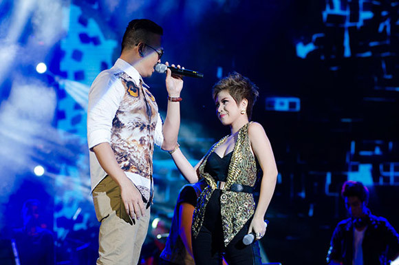 "Yêu mình anh" lên ngôi, Thu Minh vắng mặt không nhận giải ảnh 1