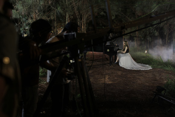 Thảo My Idol u sầu trong MV đầu tay ảnh 1