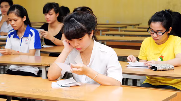 Hơn 200.000 thí sinh chưa đến làm thủ tục dự thi ĐH đợt II ảnh 1