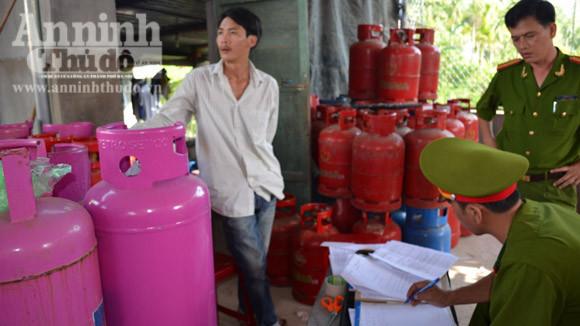 Nổi da gà cảnh coi thường mạng sống ở nơi san chiết gas lậu ảnh 5