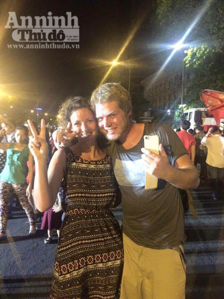 Cả nước hân hoan đón mừng năm mới Bính Thân 2016 ảnh 47