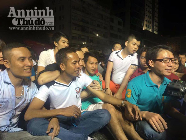 Cả nước hân hoan đón mừng năm mới Bính Thân 2016 ảnh 46