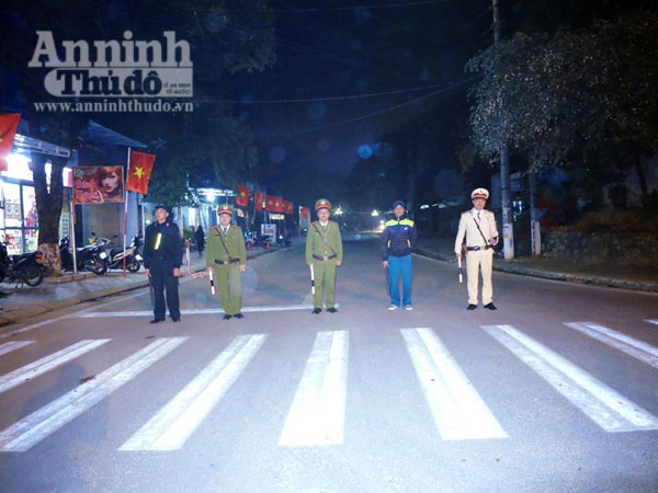 Cả nước hân hoan đón mừng năm mới Bính Thân 2016 ảnh 67