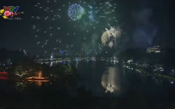 Cả nước hân hoan đón mừng năm mới Bính Thân 2016 ảnh 26