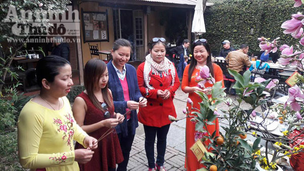 Cả nước hân hoan đón mừng năm mới Bính Thân 2016 ảnh 79