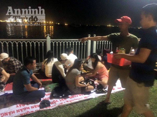 Cả nước hân hoan đón mừng năm mới Bính Thân 2016 ảnh 63