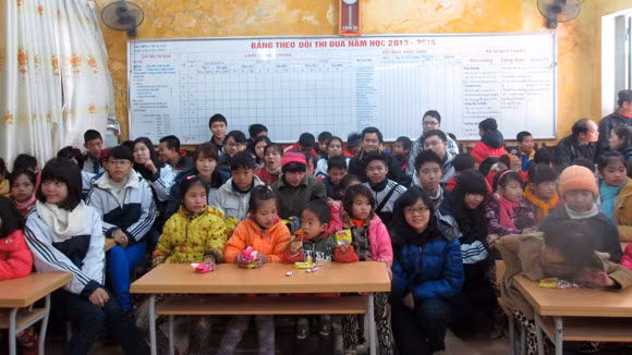 Cô trò trường THPT Việt Đức: Gieo yêu thương những ngày Tết đến ảnh 3