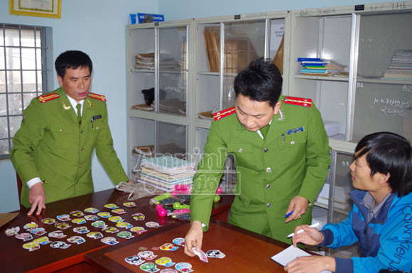 Hóa chất trong “bom nổ” ở Đắk Nông không phải là chất độc cấm sử dụng ảnh 1