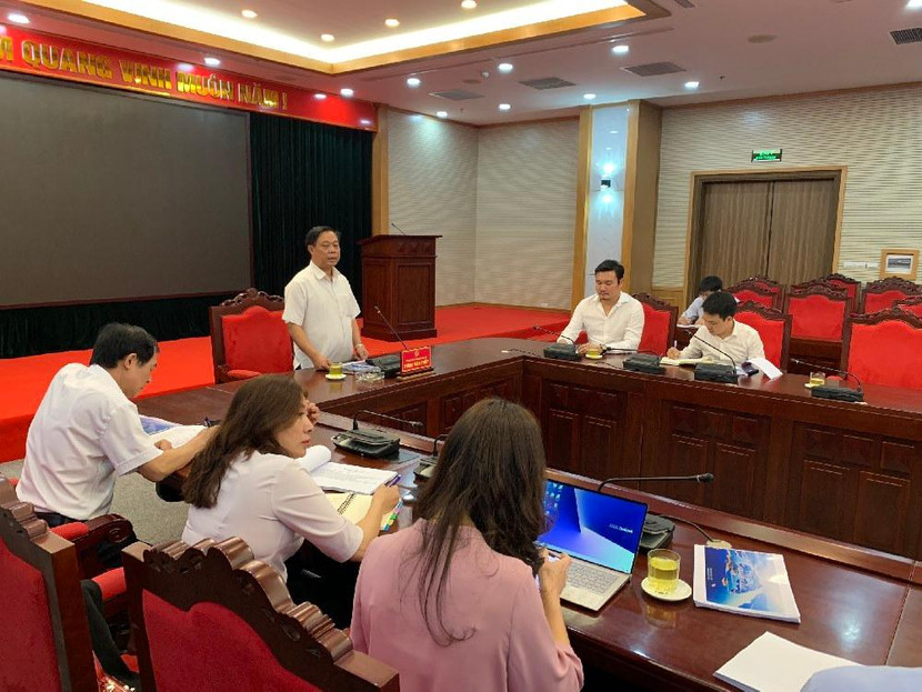 Đại diện lãnh đạo tỉnh Sơn La tại cuộc làm việc với Công ty CP Quỹ đầu tư thế giới Đại diện lãnh đạo tỉnh Sơn La tại cuộc làm việc với Công ty CP Quỹ đầu tư thế giới