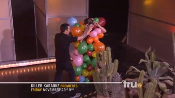 Vừa hát vừa đi qua xương rồng, nhận ngay đô la! ảnh 1