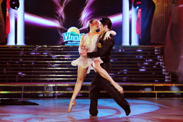 Trương Nam Thành giành tổng điểm tuyệt đối đầu tiên của BNHH 2012 ảnh 8