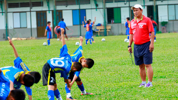 Cơ hội trở thành cầu thủ bóng đá chuyên nghiệp với PVF ảnh 3