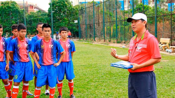 Cơ hội trở thành cầu thủ bóng đá chuyên nghiệp với PVF ảnh 1