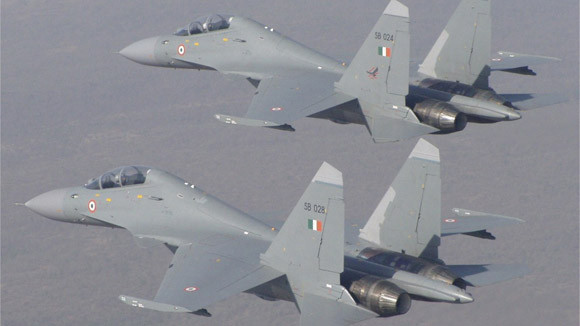 Ấn Độ dự định tăng 5% ngân sách quốc phòng năm 2013 ảnh 1