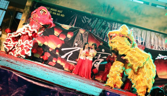 “Sắc màu chuyên ngoại ngữ”: Trải nghiệm các nền văn hoá độc đáo trên thế giới ảnh 12