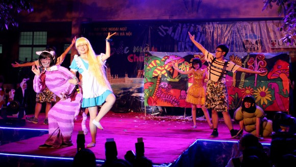 “Sắc màu chuyên ngoại ngữ”: Trải nghiệm các nền văn hoá độc đáo trên thế giới ảnh 4