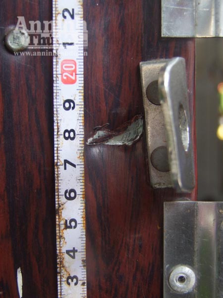 Trộm 20 chỉ vàng và 100 triệu đồng giữa ban ngày ảnh 1