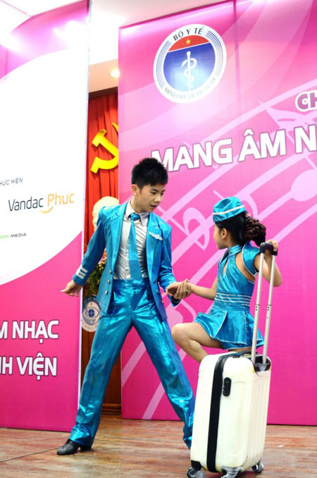 Bữa tiệc âm nhạc đa sắc màu nhiều ý nghĩa ảnh 9