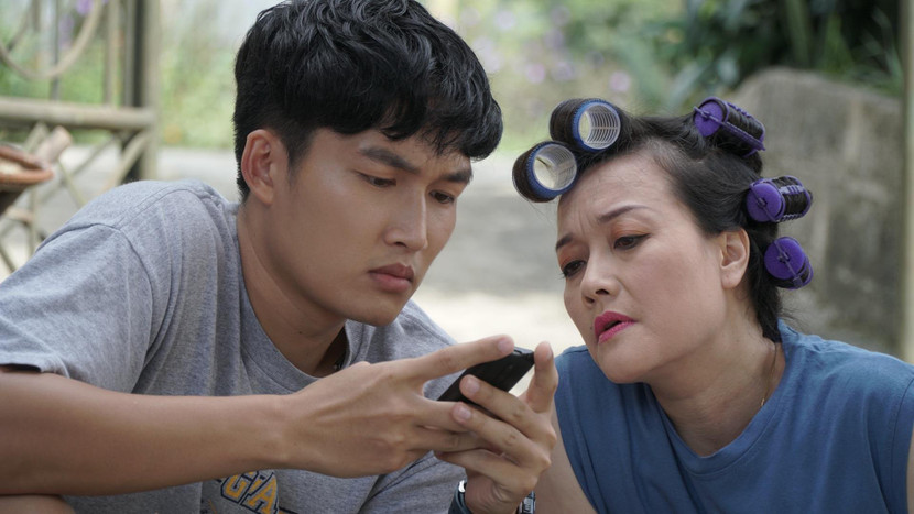 Đình Tú trong phim "Hướng dương ngược nắng"