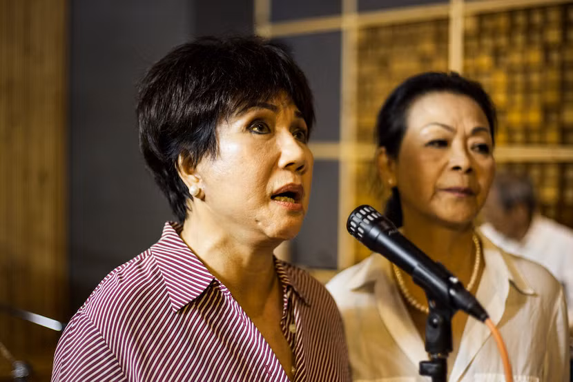 Danh ca Khánh Ly hội ngộ bạn thân trong phòng thu ảnh 1