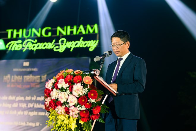 Ông Trần Song Tùng, Phó Chủ tịch Thường trực UBND tỉnh Ninh Bình chia sẻ tại "lễ xuất quân" của đoàn phim tại địa phương này Ông Trần Song Tùng, Phó Chủ tịch Thường trực UBND tỉnh Ninh Bình chia sẻ tại "lễ xuất quân" của đoàn phim tại địa phương này